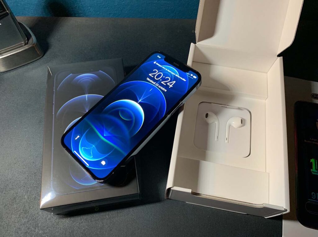 Win brand new iphone 12 Pro [Rewards]